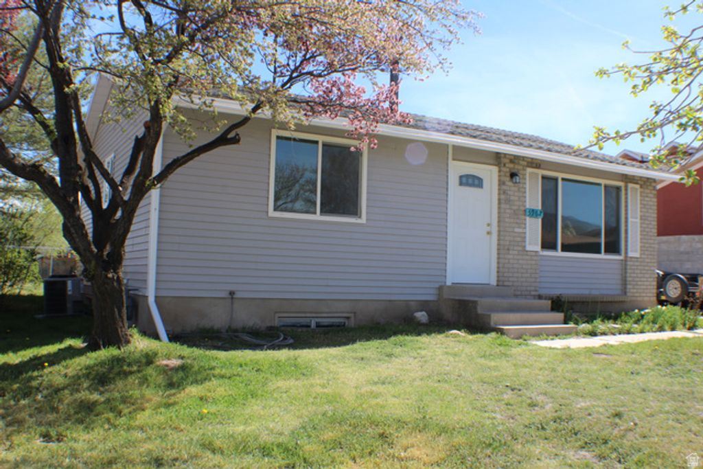 Image 2 of property listing at 3967 S 6865 W, West Valley City, UT 84128
