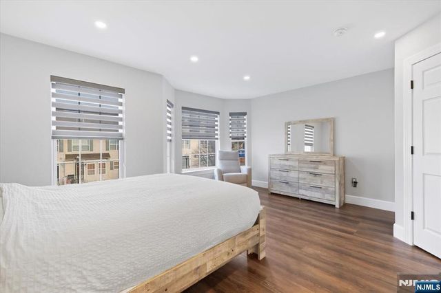 1463 Barnhardt Lane, Rahway, NJ 07065