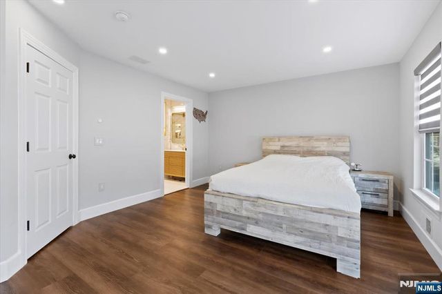 1463 Barnhardt Lane, Rahway, NJ 07065