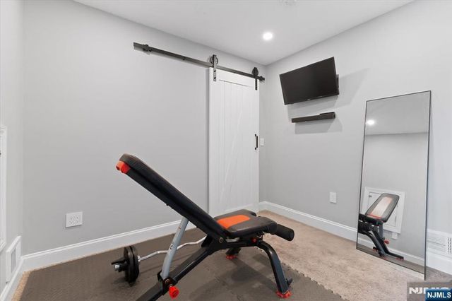 1463 Barnhardt Lane, Rahway, NJ 07065