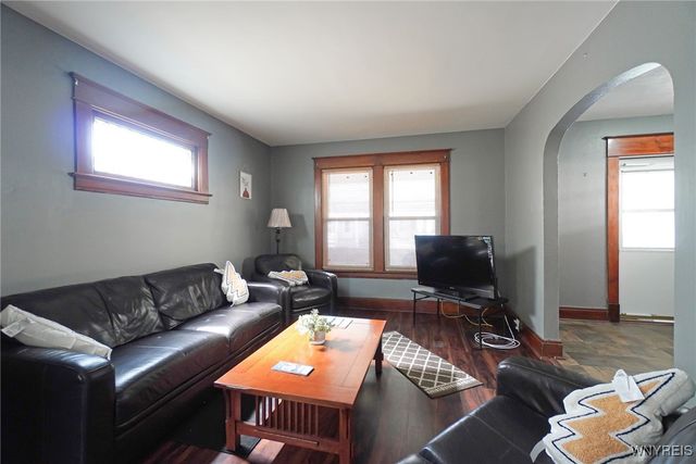 749 16th Street, Niagara Falls, NY 14301