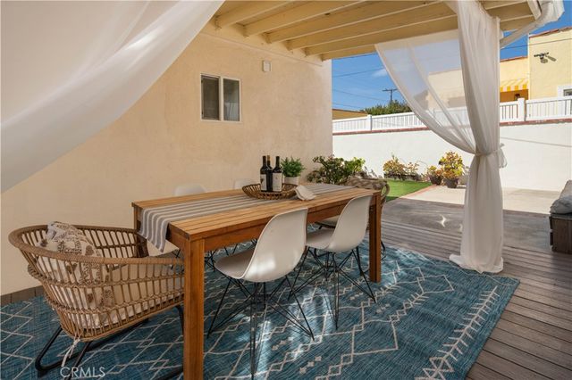 3109 Stanford Avenue, Venice, CA 90292