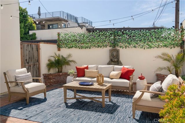 3109 Stanford Avenue, Venice, CA 90292