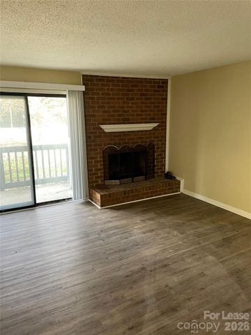10921 Harrowfield Road, Charlotte, NC 28226