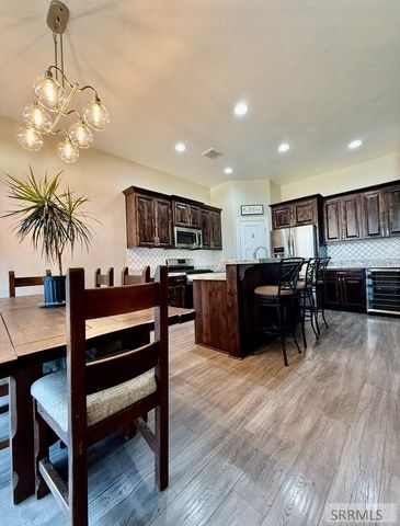 5138 Brylee Way, Iona, ID 83427