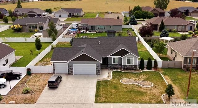 5138 Brylee Way, Iona, ID 83427