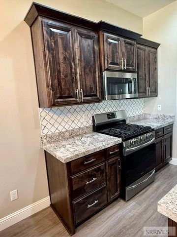 5138 Brylee Way, Iona, ID 83427