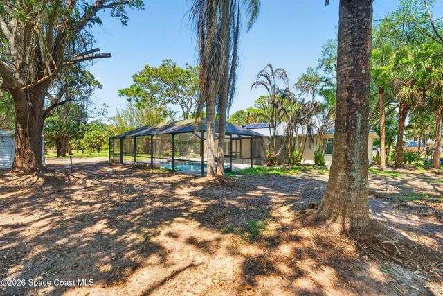 713 Gibbons Road SW, Palm Bay, FL 32908