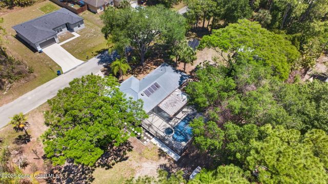 713 Gibbons Road SW, Palm Bay, FL 32908