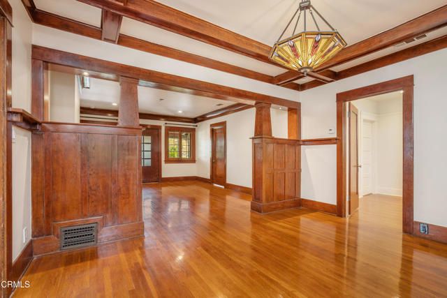 847 S Los Robles Avenue, Pasadena, CA 91106