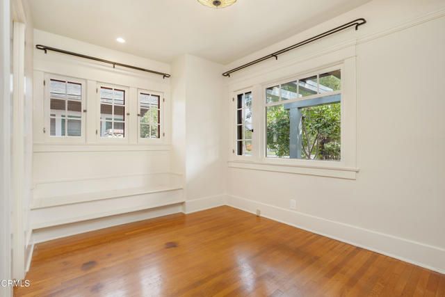 847 S Los Robles Avenue, Pasadena, CA 91106