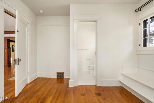 847 S Los Robles Avenue, Pasadena, CA 91106