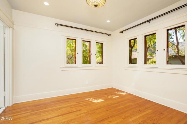 847 S Los Robles Avenue, Pasadena, CA 91106