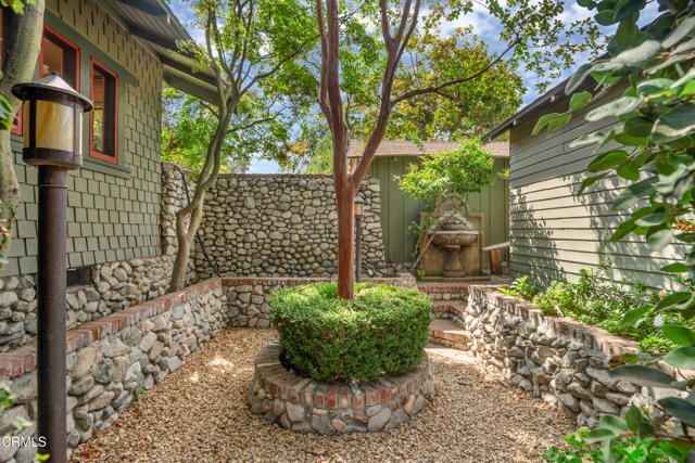 847 S Los Robles Avenue, Pasadena, CA 91106