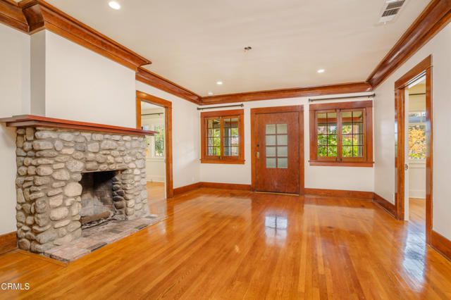 847 S Los Robles Avenue, Pasadena, CA 91106