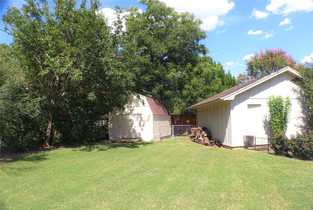 608 Field Street, Colleyville, TX 76034