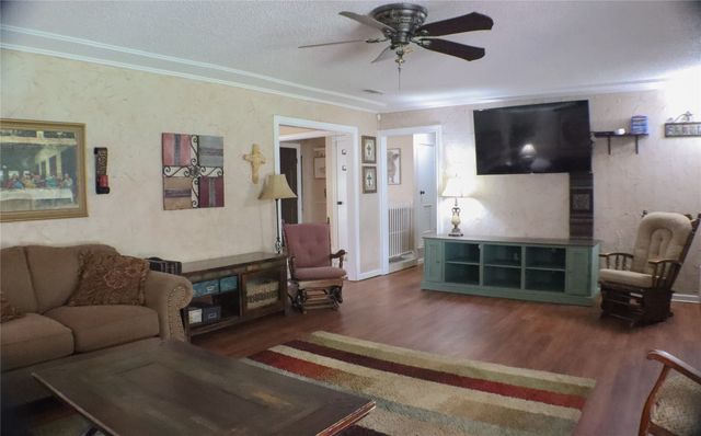 608 Field Street, Colleyville, TX 76034