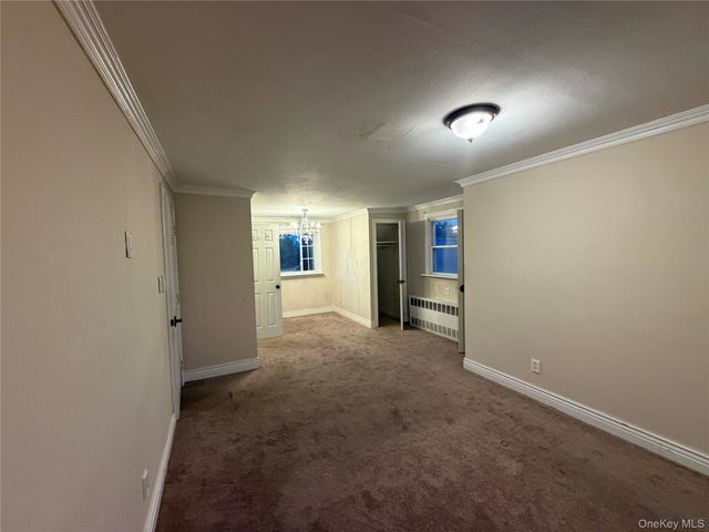 18 Alexander Avenue, Hicksville, NY 11801