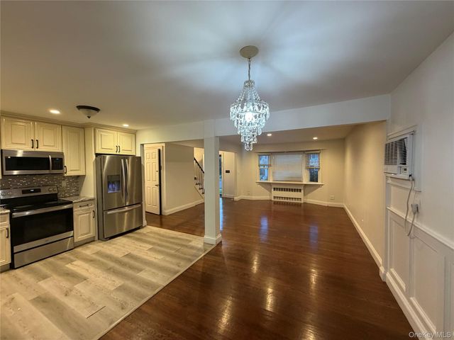 18 Alexander Avenue, Hicksville, NY 11801