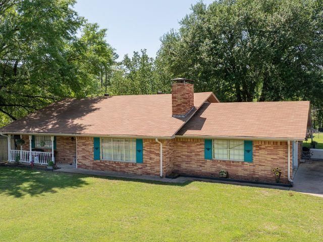 903 Whippoorwill, Atlanta, TX 75551