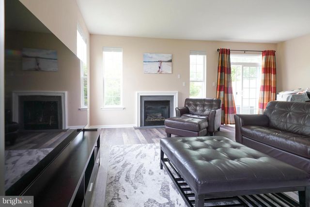 124 MEADOW CIRCLE, Mays Landing, NJ 08330