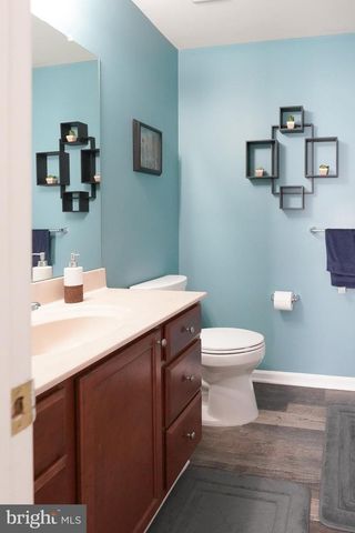 124 MEADOW CIRCLE, Mays Landing, NJ 08330