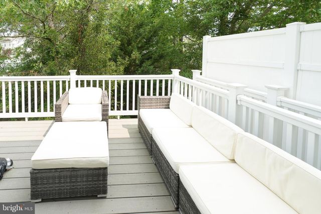 124 MEADOW CIRCLE, Mays Landing, NJ 08330
