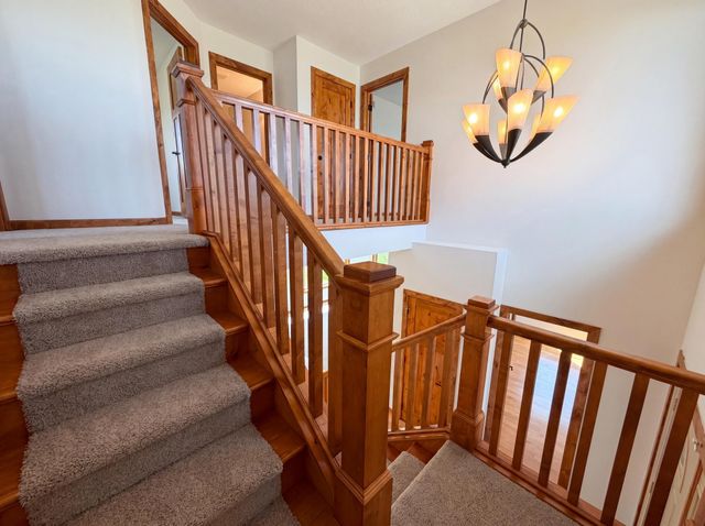 3072 Nottingham Road S, Saint Cloud, MN 56301