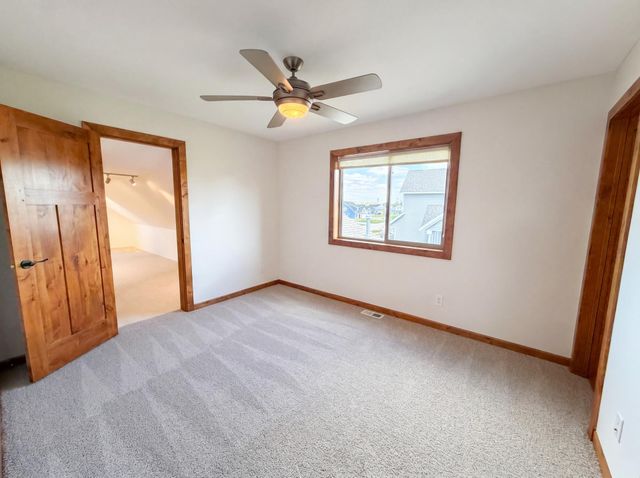 3072 Nottingham Road S, Saint Cloud, MN 56301