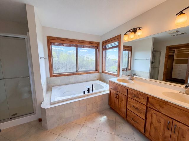 3072 Nottingham Road S, Saint Cloud, MN 56301