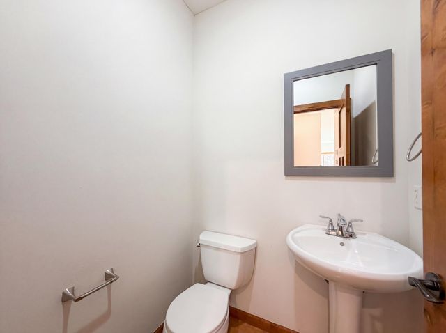 3072 Nottingham Road S, Saint Cloud, MN 56301