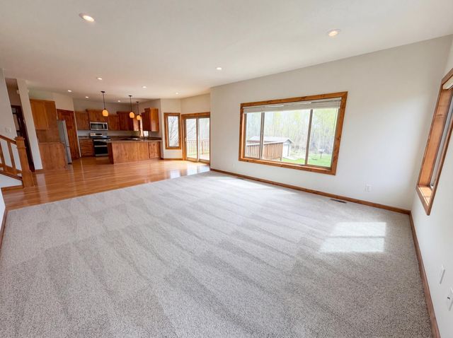 3072 Nottingham Road S, Saint Cloud, MN 56301