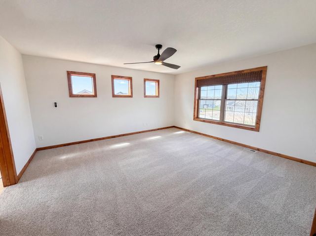 3072 Nottingham Road S, Saint Cloud, MN 56301