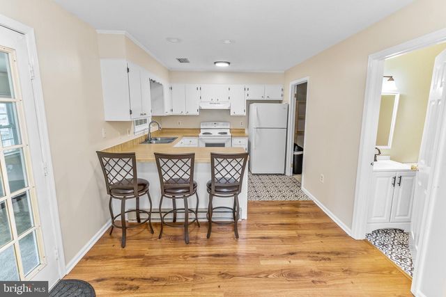 23 BERKELEY, Charles Town, WV 25414