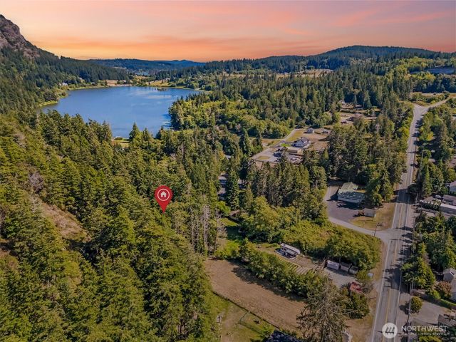 4333 Wildwood Lane, Anacortes, WA 98221