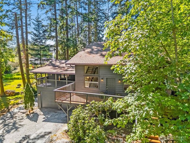 4333 Wildwood Lane, Anacortes, WA 98221