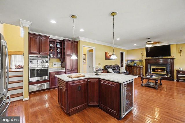 427 SHORE DR, Joppa, MD 21085