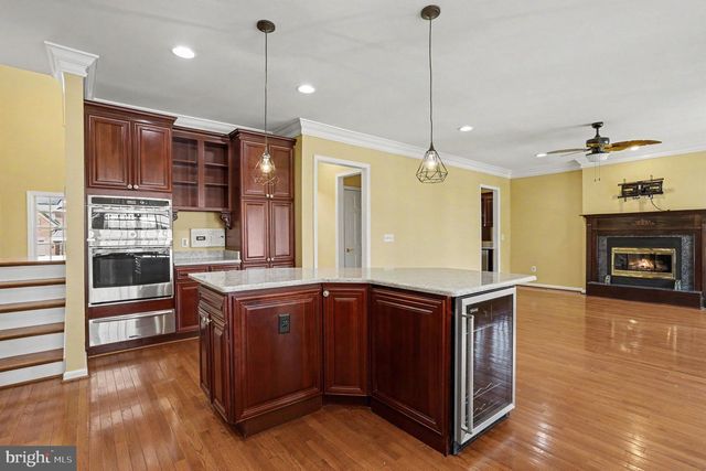 427 SHORE DR, Joppa, MD 21085