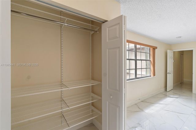 11009 Mainsail Dr 11009, Cooper City, FL 33026