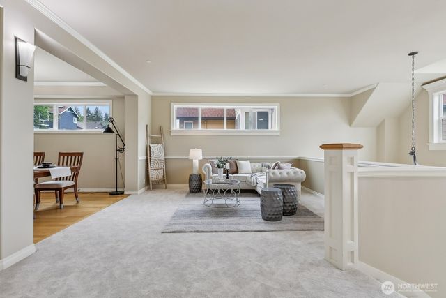 721 Lingering Pine Drive NW, Issaquah, WA 98027