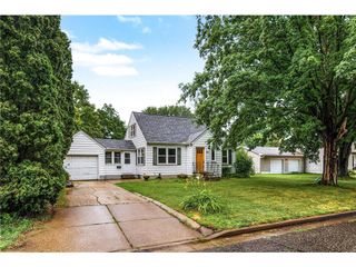 521 E 3rd Street, New Richmond, WI 54017