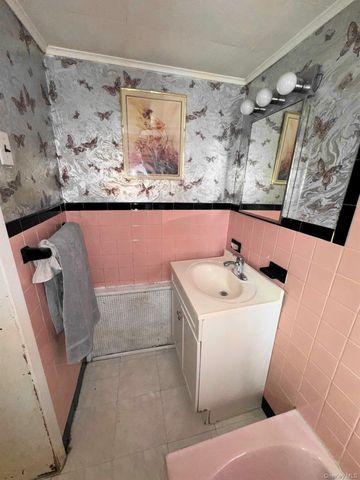 1753 74th Street, Brooklyn, NY 11204