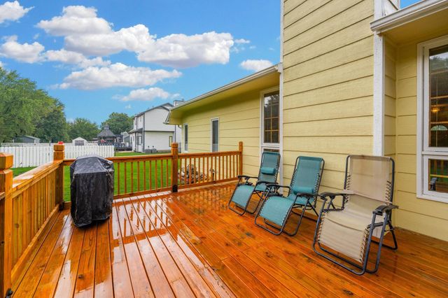 12101 E Moonglow Ave, Derby, KS 67037