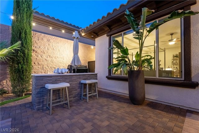 2412 Chateau Napoleon Drive, Henderson, NV 89044