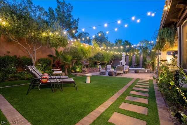2412 Chateau Napoleon Drive, Henderson, NV 89044