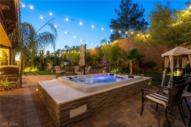 2412 Chateau Napoleon Drive, Henderson, NV 89044