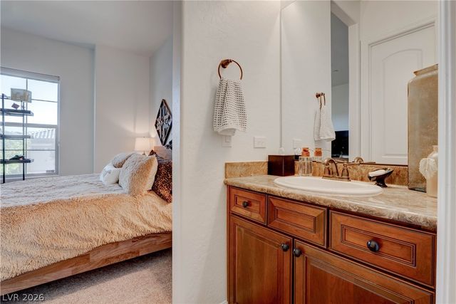 2412 Chateau Napoleon Drive, Henderson, NV 89044