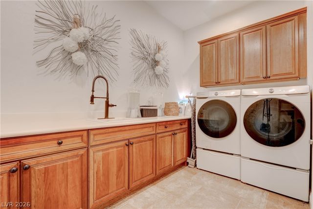 2412 Chateau Napoleon Drive, Henderson, NV 89044