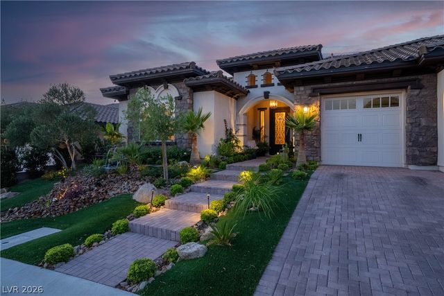 2412 Chateau Napoleon Drive, Henderson, NV 89044
