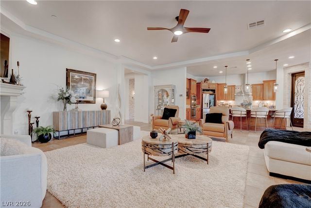 2412 Chateau Napoleon Drive, Henderson, NV 89044